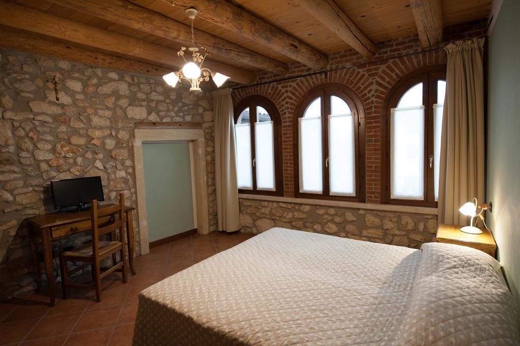 Agriturismo Corte Galvani ネグラール 部屋 写真